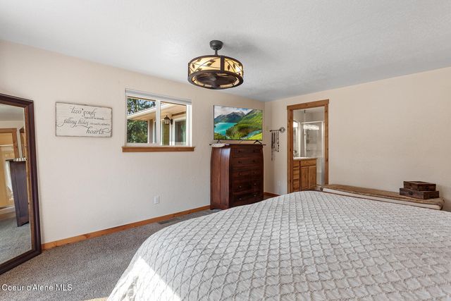 8035 W MEADOWBROOK LOOP, Coeur D'alene, ID 83814