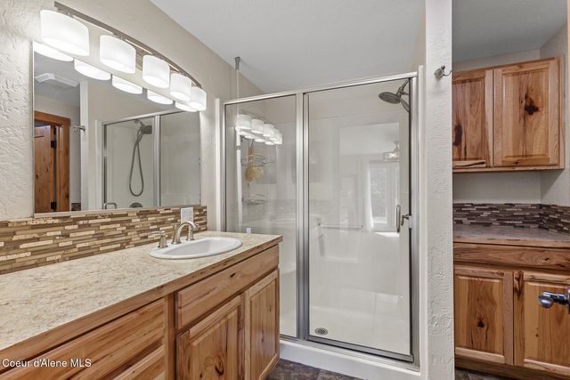 8035 W MEADOWBROOK LOOP, Coeur D'alene, ID 83814