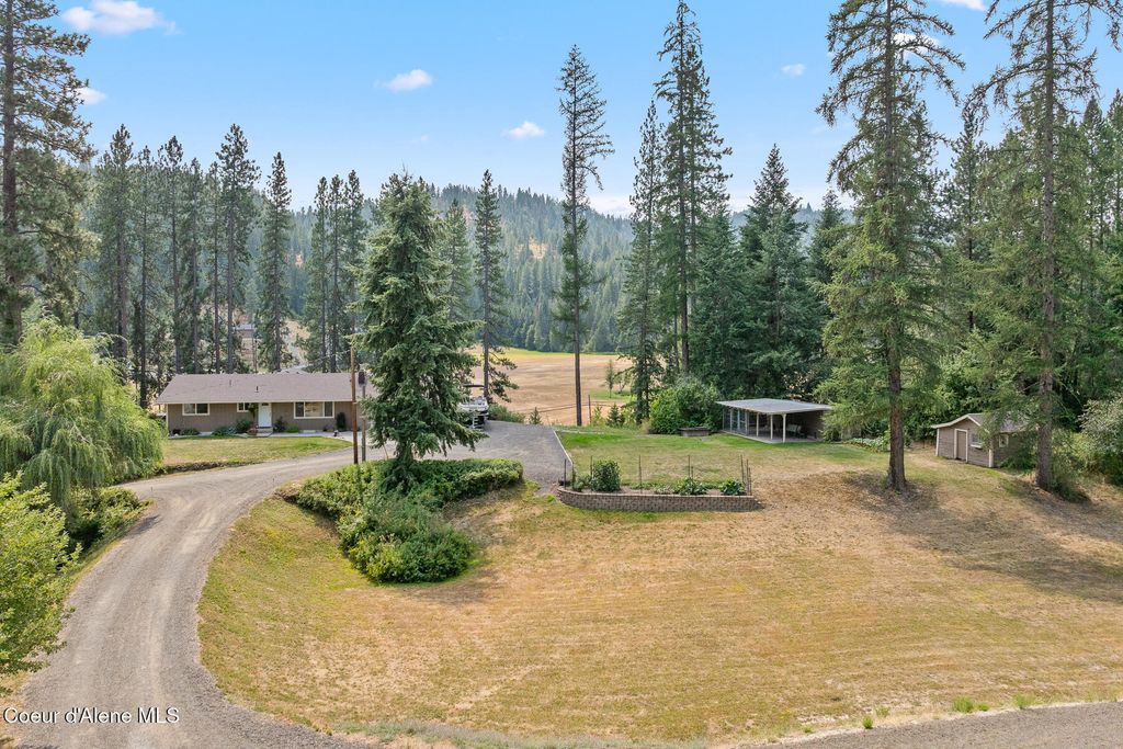 8035 W MEADOWBROOK LOOP, Coeur d'Alene, ID 83814 photo 2