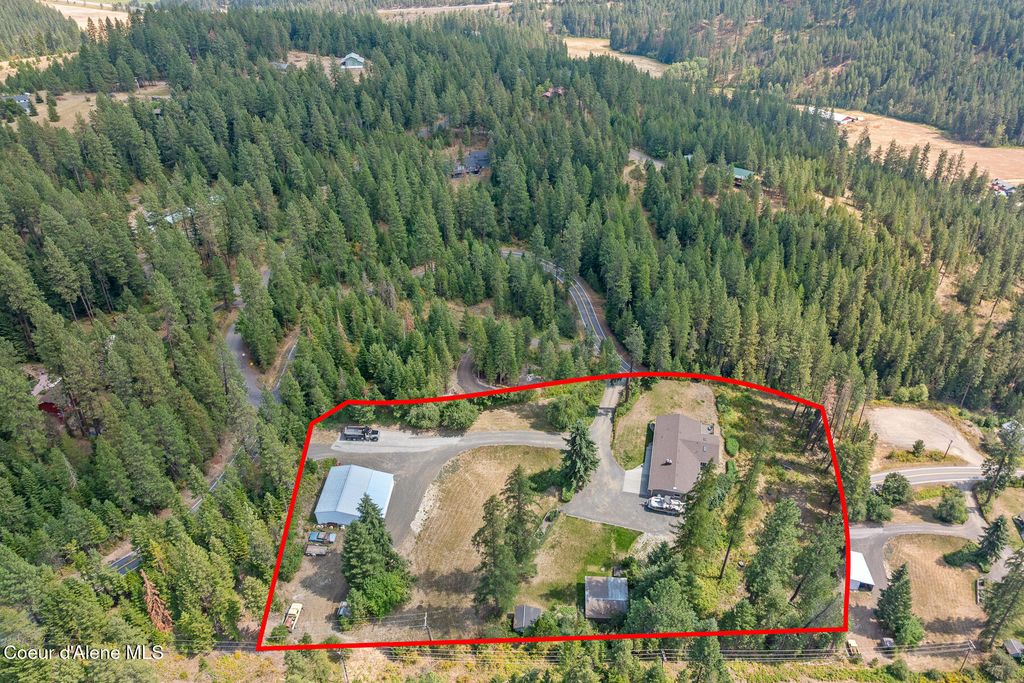 8035 W MEADOWBROOK LOOP, Coeur d'Alene, ID 83814 photo 3