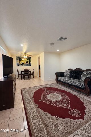 5617 N 38TH Drive, Phoenix, AZ 85019