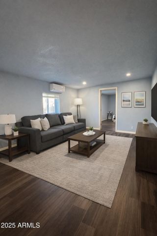 5617 N 38TH Drive, Phoenix, AZ 85019