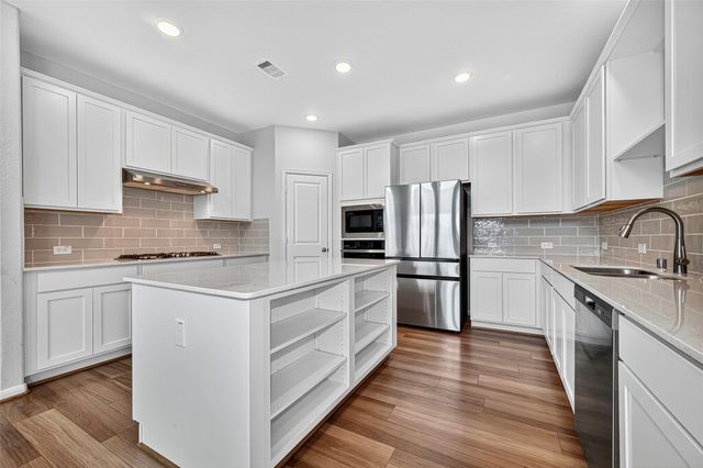 10511 Amador Peak Drive, Rosharon, TX 77583