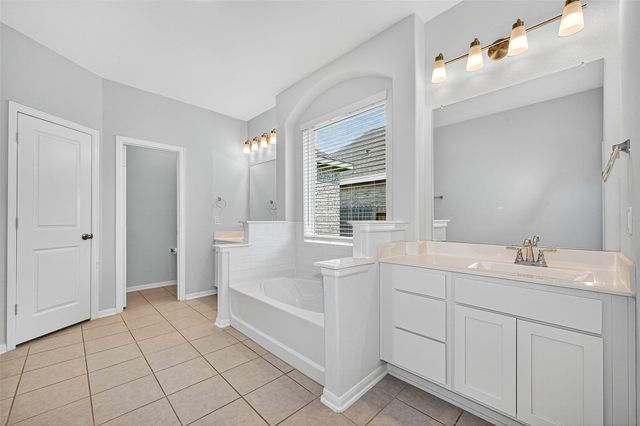 10511 Amador Peak Drive, Rosharon, TX 77583