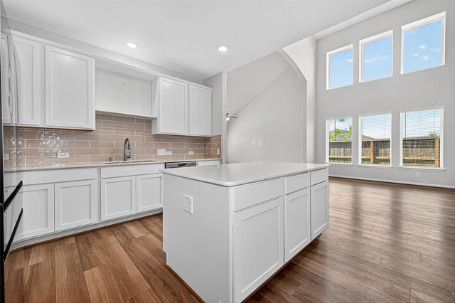 10511 Amador Peak Drive, Rosharon, TX 77583