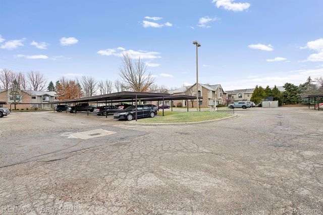 42461 LILLEY POINTE Drive, Canton Charter Township, MI 48187