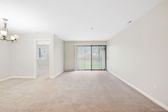 42461 LILLEY POINTE Drive, Canton Charter Township, MI 48187