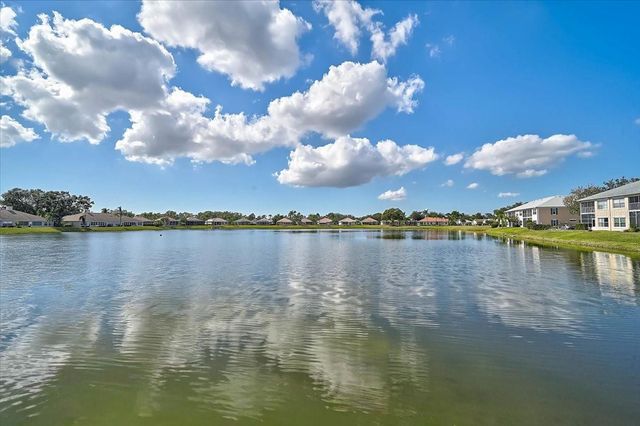 4215 CADDIE DRIVE E 102, Bradenton, FL 34203