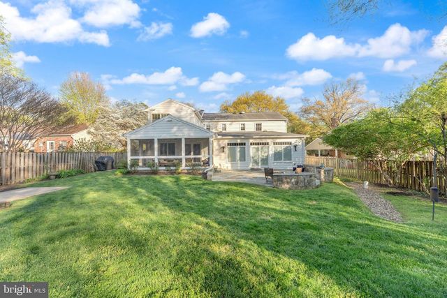 1854 ABBOTSFORD DR, Vienna, VA 22182