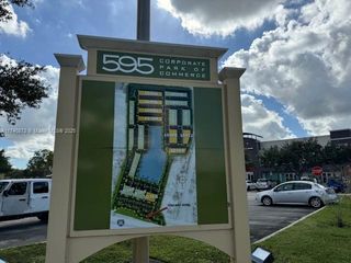 10424 W State Road 84 5, Davie, FL 33324