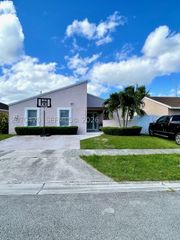 19342 SW 119th Ct, Miami, FL 33177