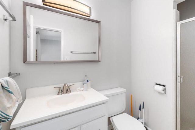 2921 Columbia Street, San Diego, CA 92110