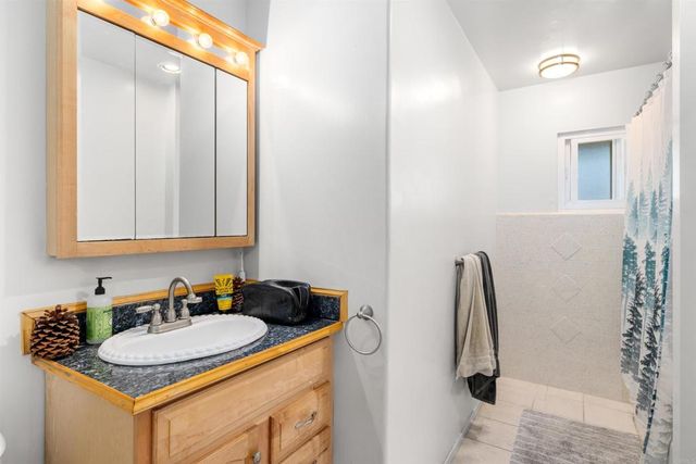2921 Columbia Street, San Diego, CA 92110