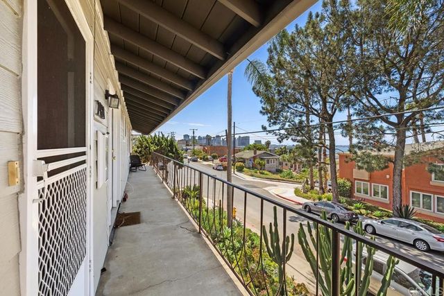 2921 Columbia Street, San Diego, CA 92110