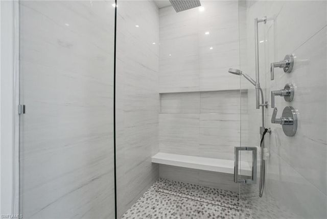 264 8th AVE S, Naples, FL 34102
