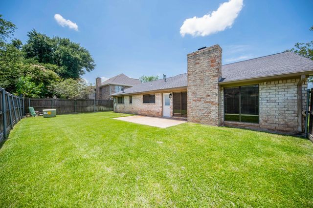 2903 Pepper Wood, Sugar Land, TX 77479