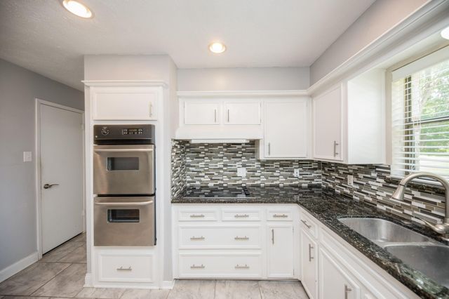 2903 Pepper Wood, Sugar Land, TX 77479