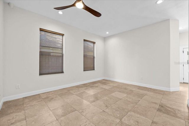 2327 4TH AVENUE N, St Petersburg, FL 33713