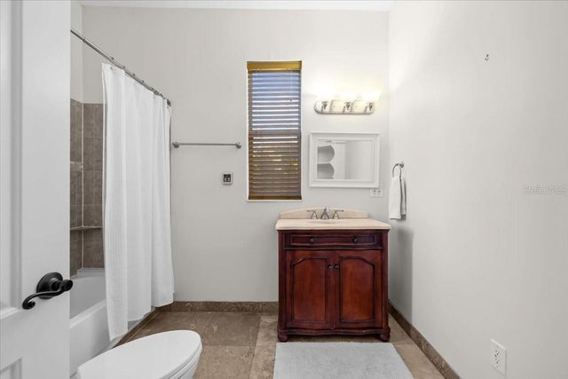 2327 4TH AVENUE N, St Petersburg, FL 33713