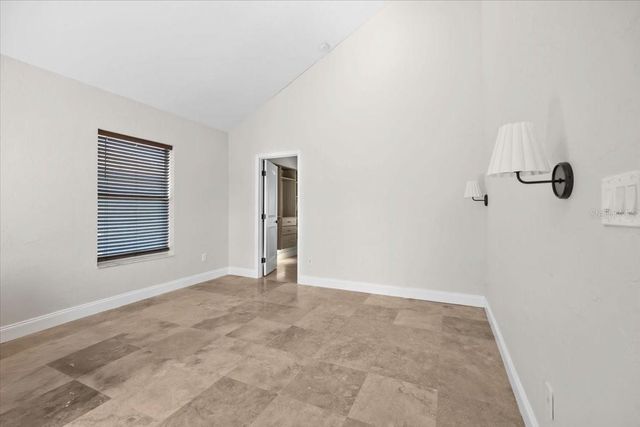 2327 4TH AVENUE N, St Petersburg, FL 33713