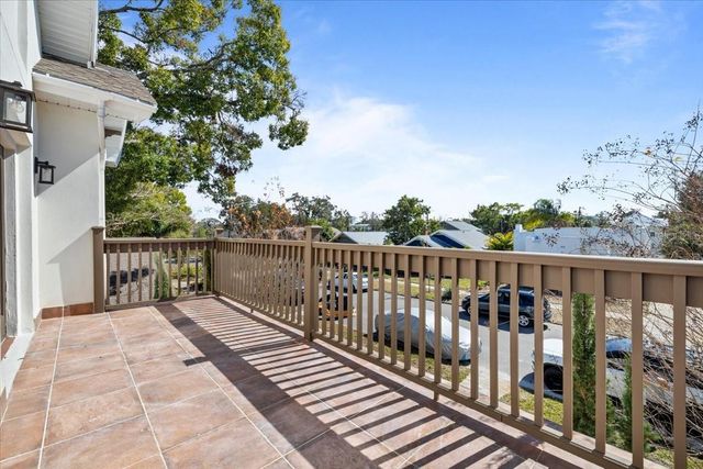 2327 4TH AVENUE N, St Petersburg, FL 33713