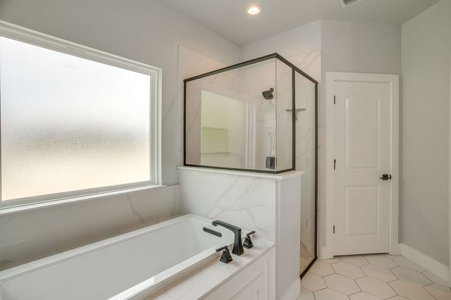2048 Redemption Drive, Weatherford, TX 76088