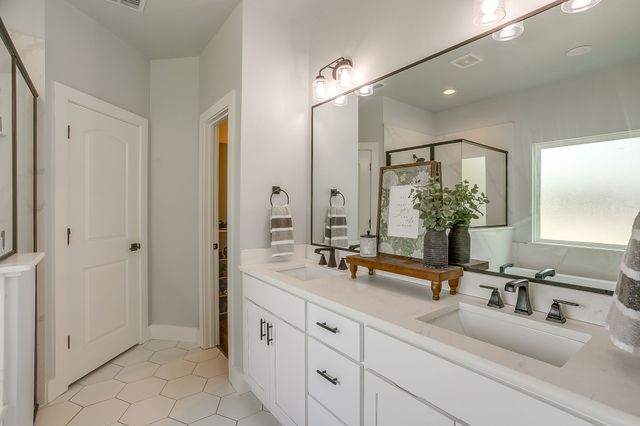 2048 Redemption Drive, Weatherford, TX 76088