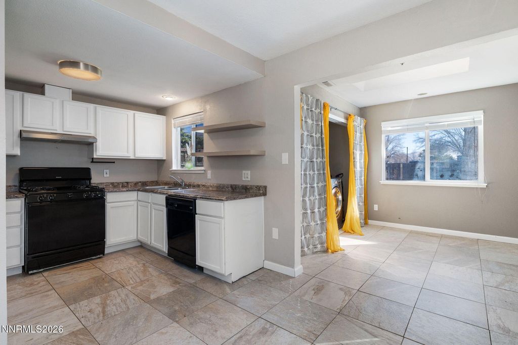 Image 10 of property listing at 1108 1st Street, Sparks, NV 89431