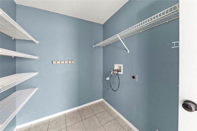 1012 Halifax Lane, Forney, TX 75126