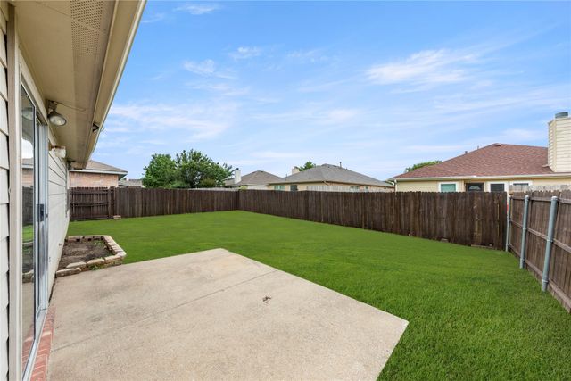 1012 Halifax Lane, Forney, TX 75126