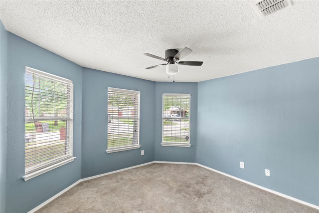 1012 Halifax Lane, Forney, TX 75126