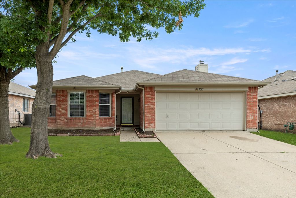 1012 Halifax Lane, Forney, TX 75126