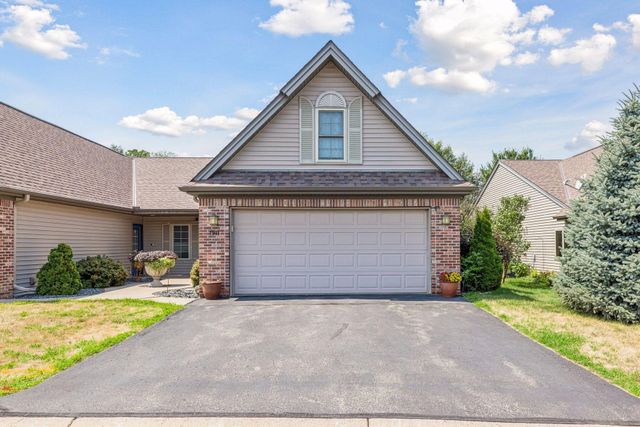 1911 Stone Creek, Hudson, WI 54016