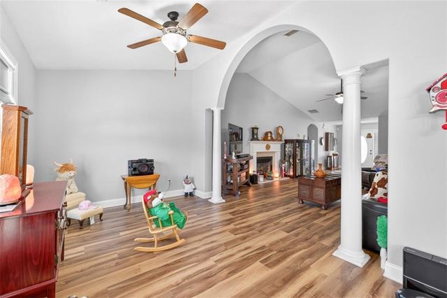 1411 Silvergate Way, Winder, GA 30680