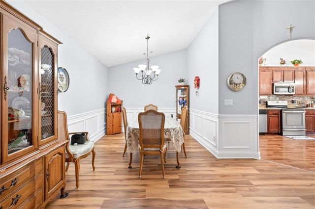 1411 Silvergate Way, Winder, GA 30680