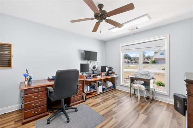 1411 Silvergate Way, Winder, GA 30680