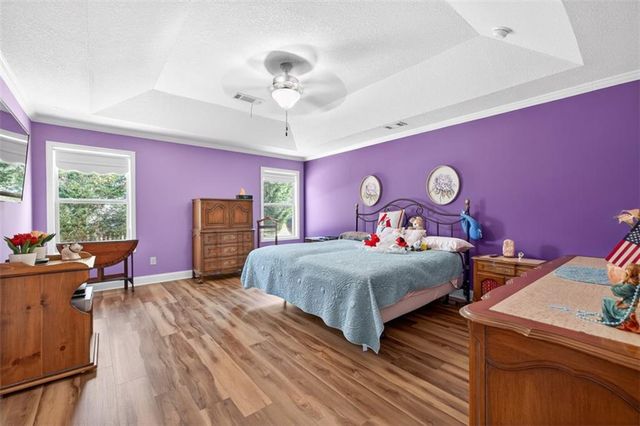 1411 Silvergate Way, Winder, GA 30680