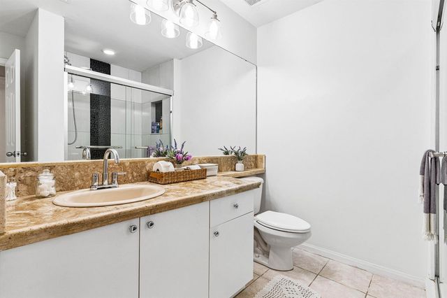 11770 St Andrews Place 304, Wellington, FL 33414