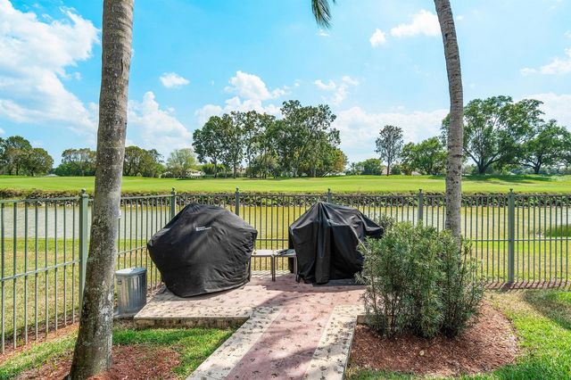 11770 St Andrews Place 304, Wellington, FL 33414