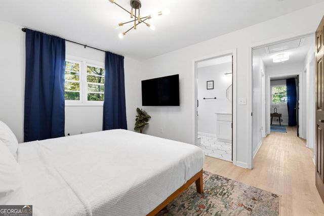 3833 BAKERS FERRY Road SW, Atlanta, GA 30331