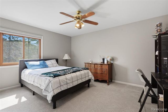 54856 Whitby Way, Shelby Twp, MI 48316