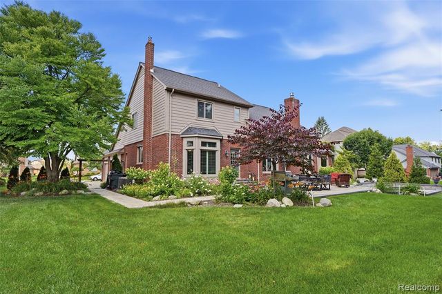 54856 Whitby Way, Shelby Twp, MI 48316