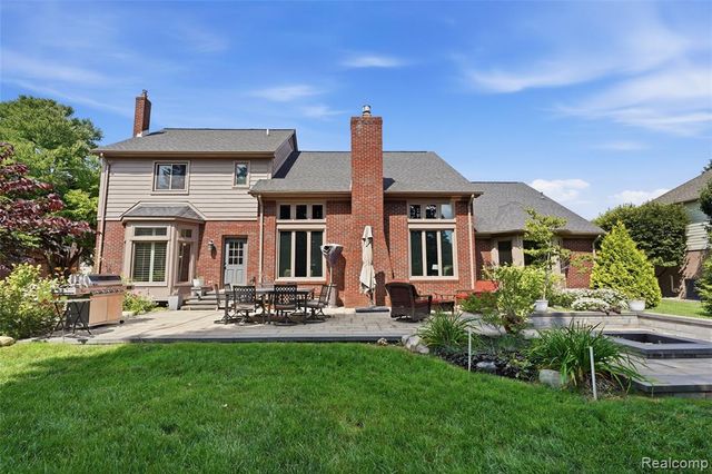 54856 Whitby Way, Shelby Twp, MI 48316