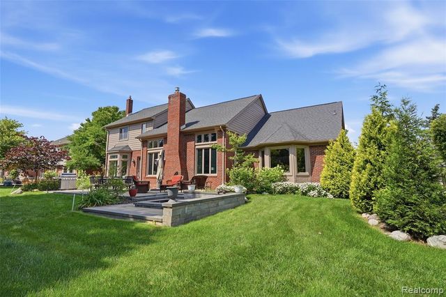 54856 Whitby Way, Shelby Twp, MI 48316