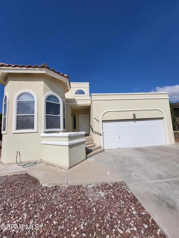 689 LARAMIE RIVER Avenue, El Paso, TX 79932