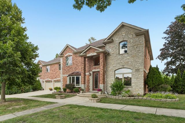 610 W Lonnquist Boulevard, Mount Prospect, IL 60056