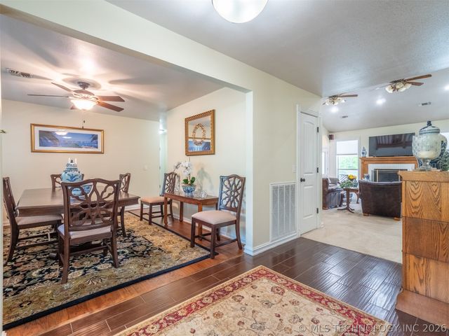 11 Georgetown, Mcalester, OK 74501