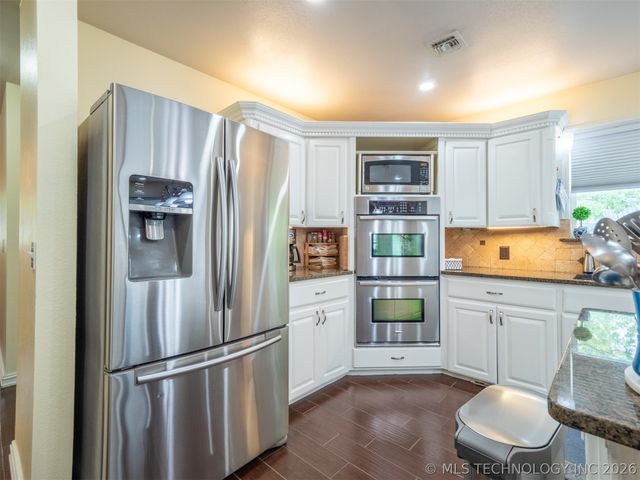 11 Georgetown, Mcalester, OK 74501