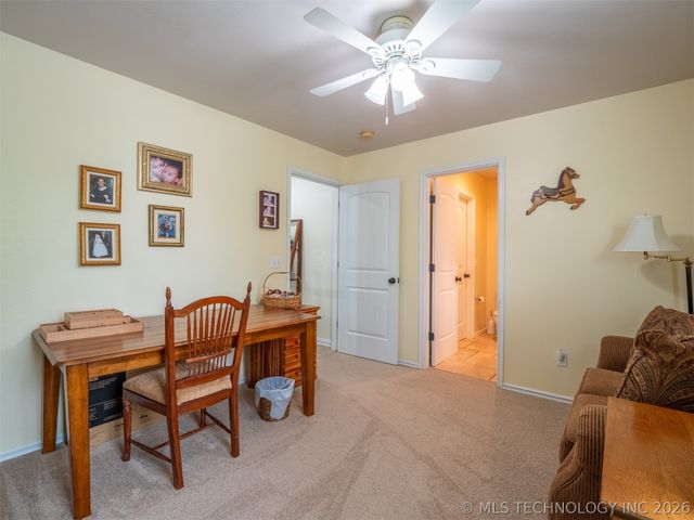 11 Georgetown, Mcalester, OK 74501
