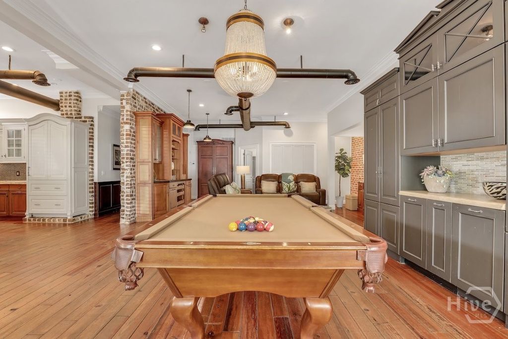 Image 17 of property listing at 1014 Abercorn Street, Savannah, GA 31401